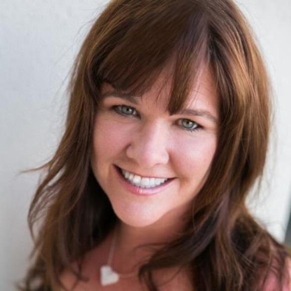 Meet your Posher, Maureen - Picture 1 of 1